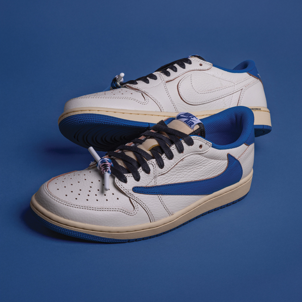 Travis Scott x Fragment Design x Air Jordan 1 Low OG White Royal Mens Shoes