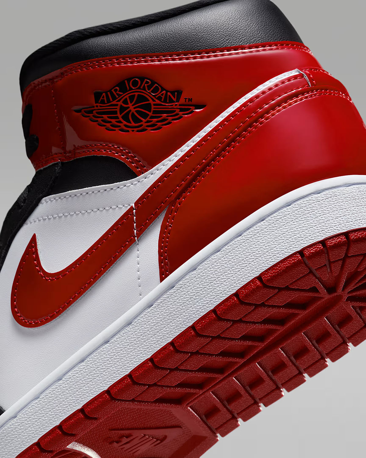 Air Jordan 1 Mid SE Patent Black White Varsity Red Mens Shoes 8