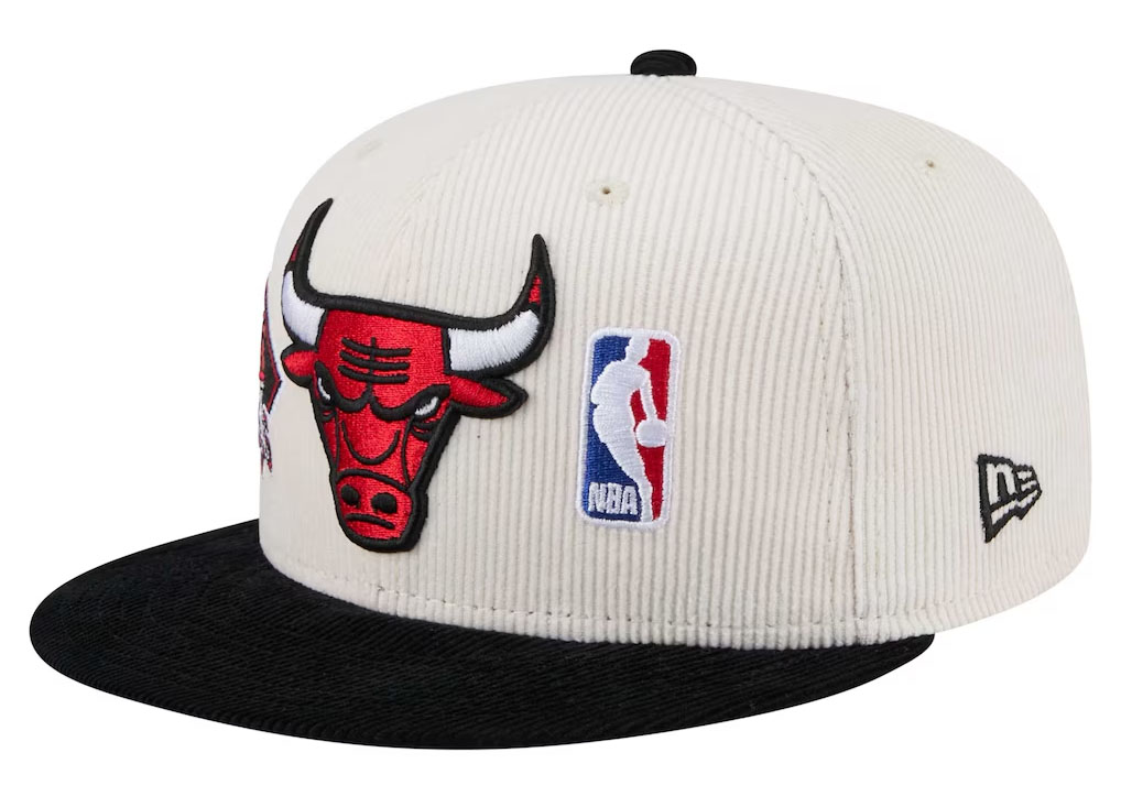 Chicago Bulls New Era Two Tone 9FIFTY Snapback Hat Cream Black Red 1