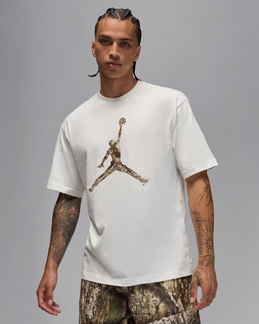 Jordan Brooklyn Mens Realtree Jumpman T Shirt Sail Medium Olive 1
