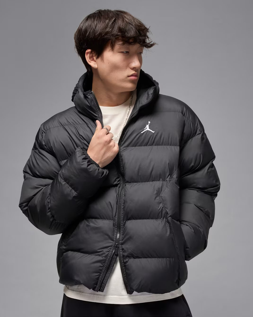 Jordan Brooklyn Therma Fit Mens Puffer Jacket Black White