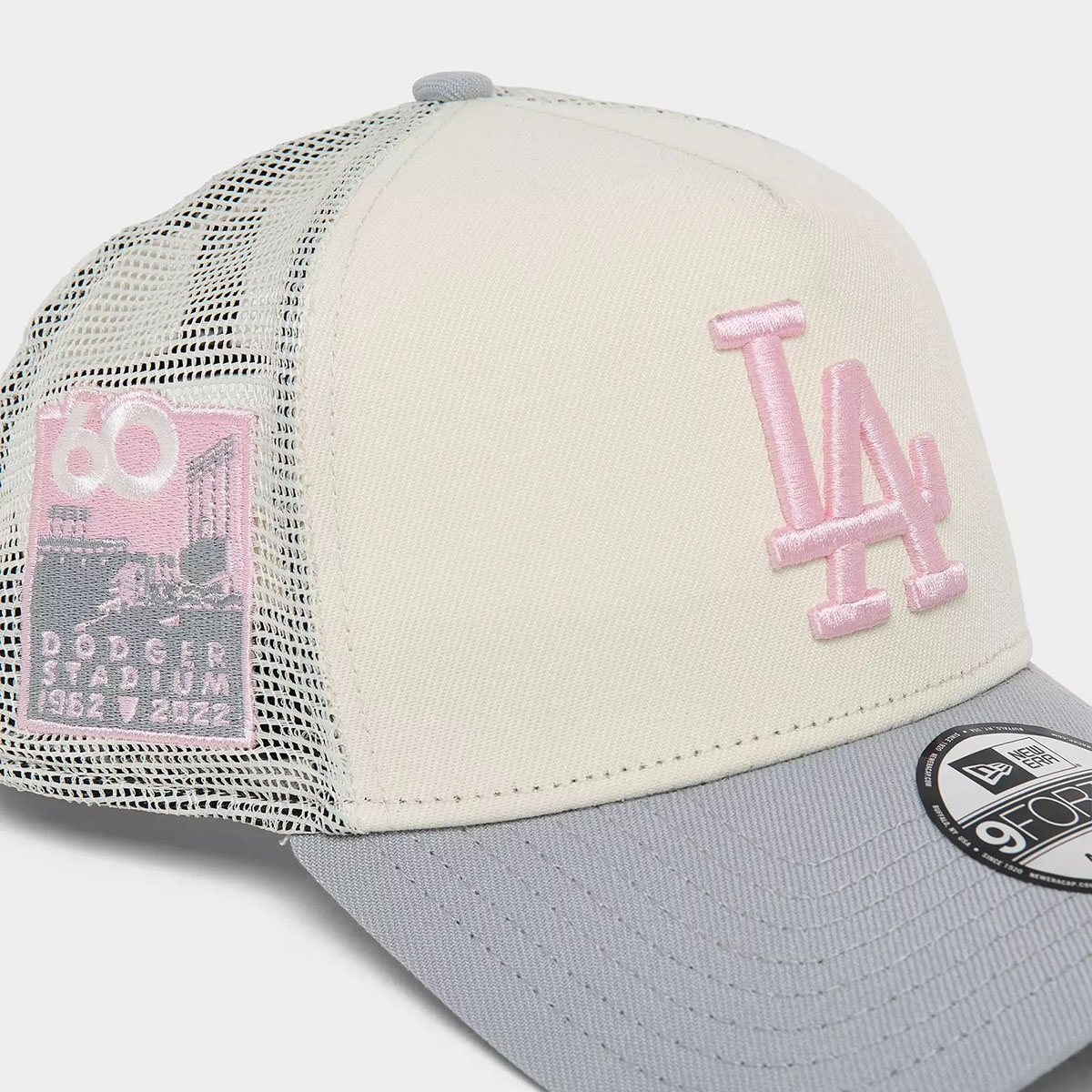 New Era Dodgers 9Forty Trucker Cap Snapback Hat Chrome Grey Pink 3