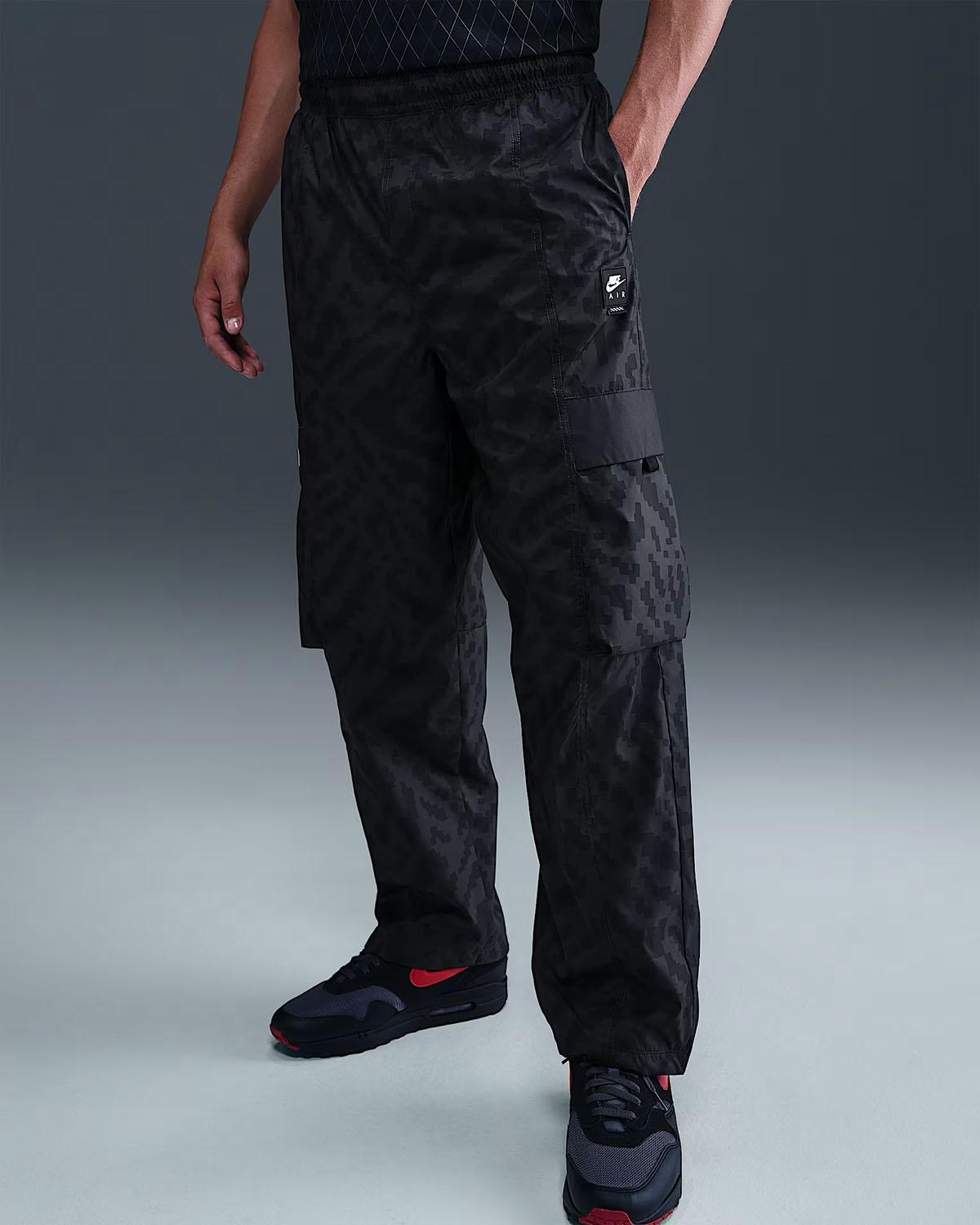 Nike Air Mens Woven Cargo Pants Anthracite Black 1