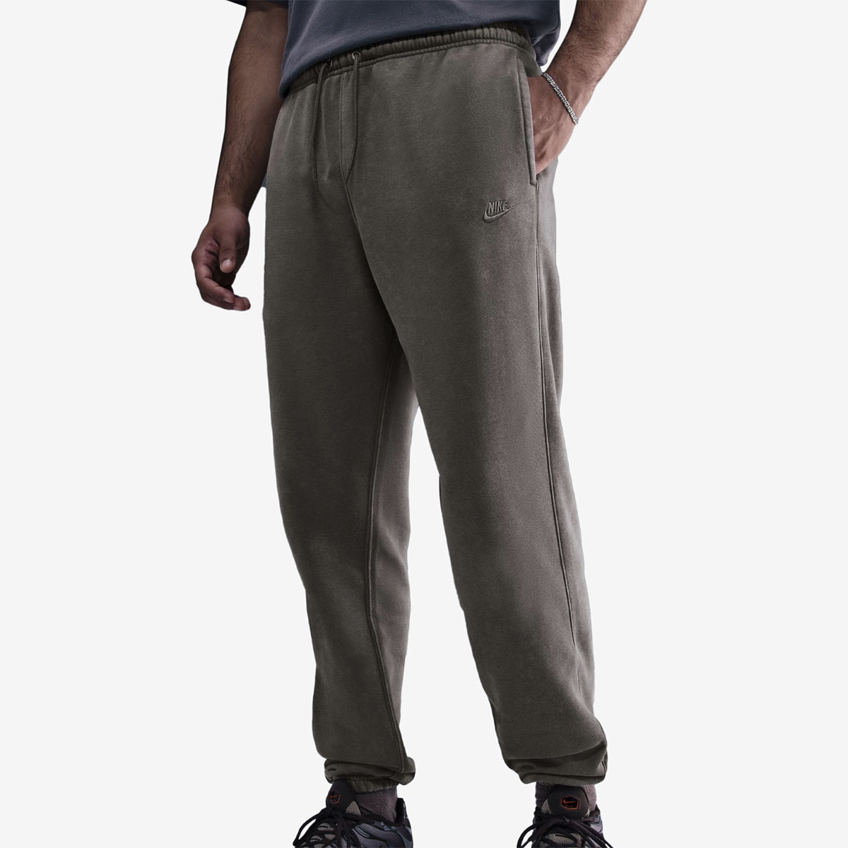 Nike Club Fleece Jogger Pants Cave Stone 1