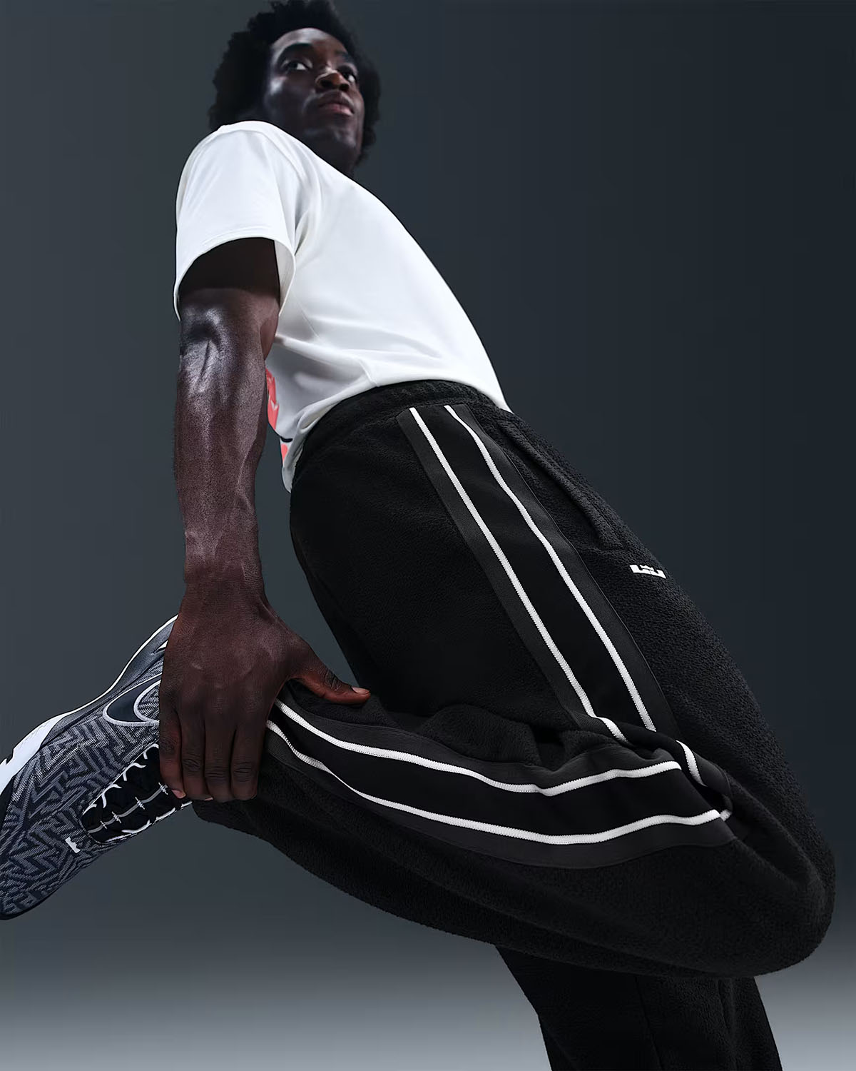 Nike LeBron 23 Standard Issue Mens Therma FIT Basketball Pants Black Sail 2