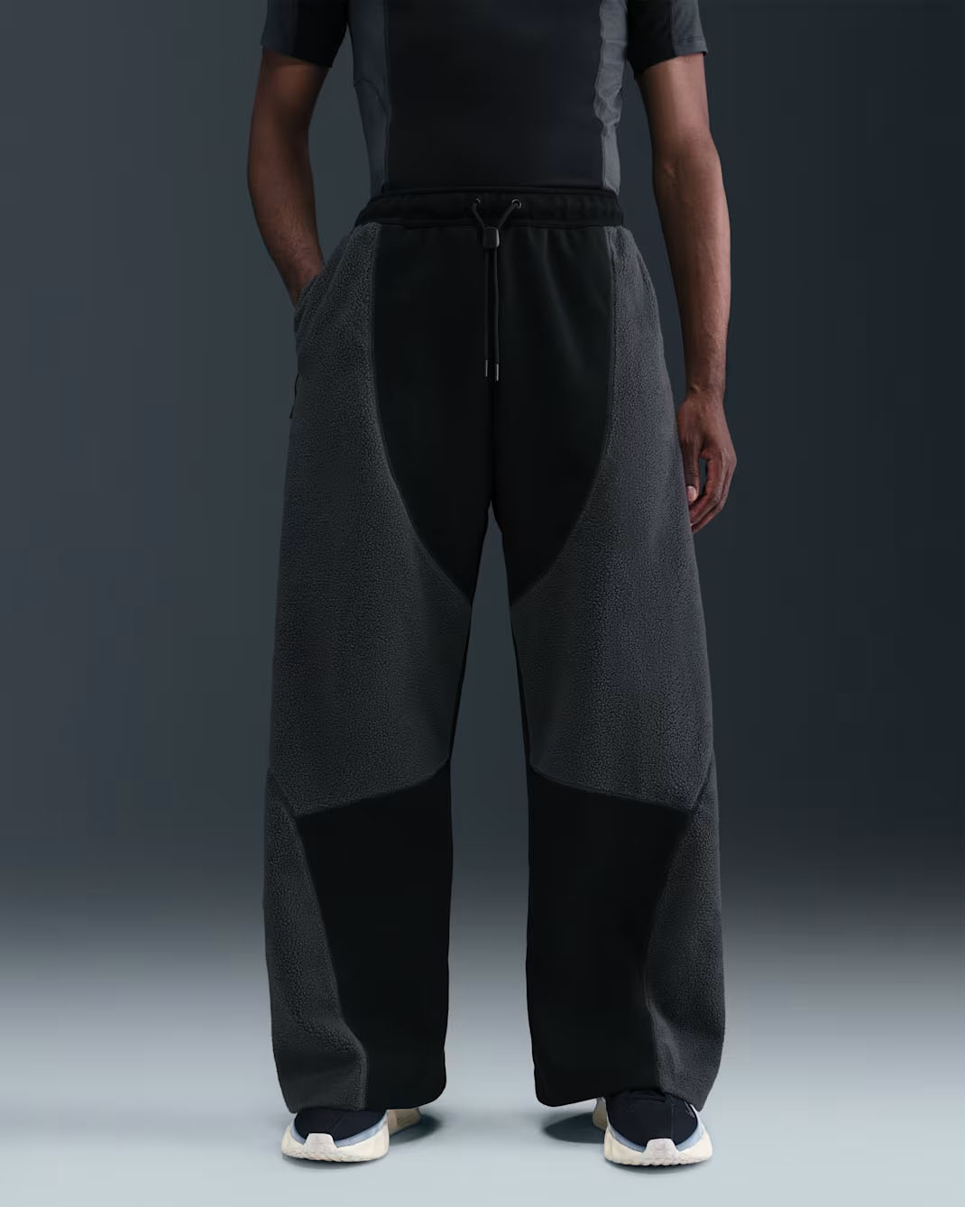 Nike Tech Fleece Boreas Oversized Pants Black Anthracite 1