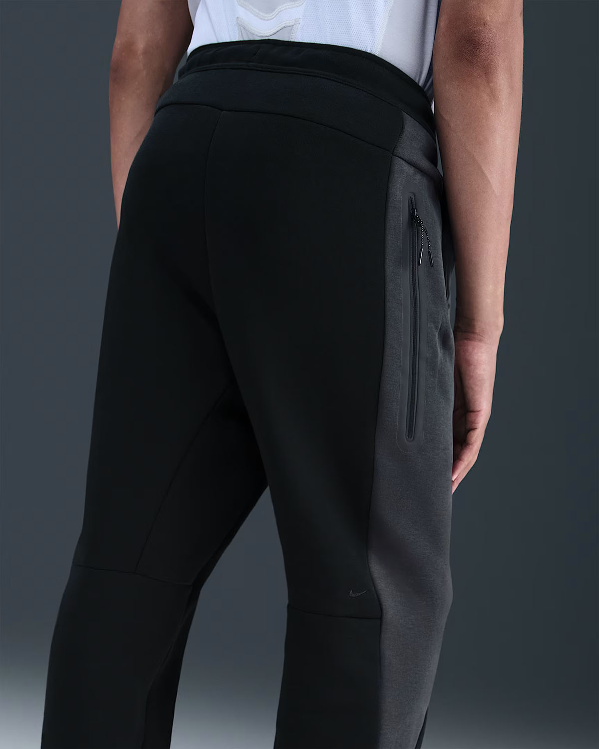 Nike-Tech-Fleece-Mens-Color-Block-Open-Hem-Pants-Black-Anthracite-2