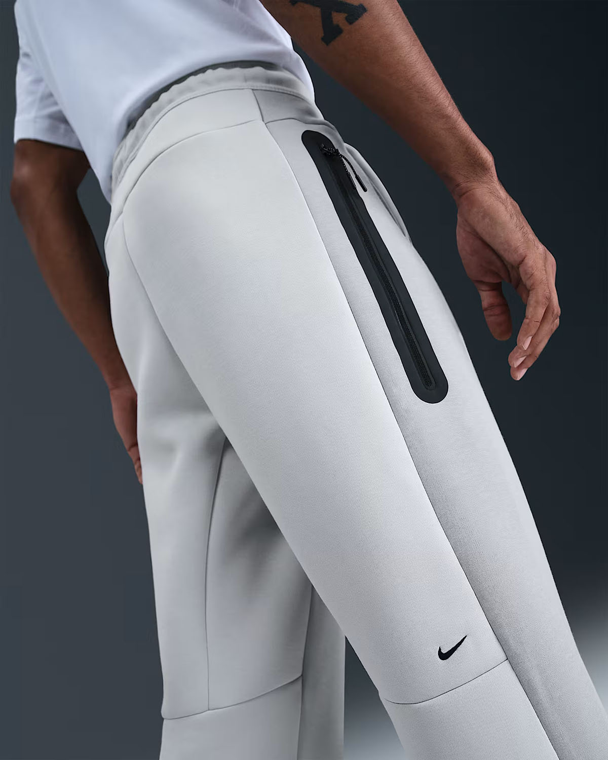 Nike-Tech-Fleece-Mens-Color-Block-Open-Hem-Pants-Light-Silver-Light-Smoke-Grey-Black-2