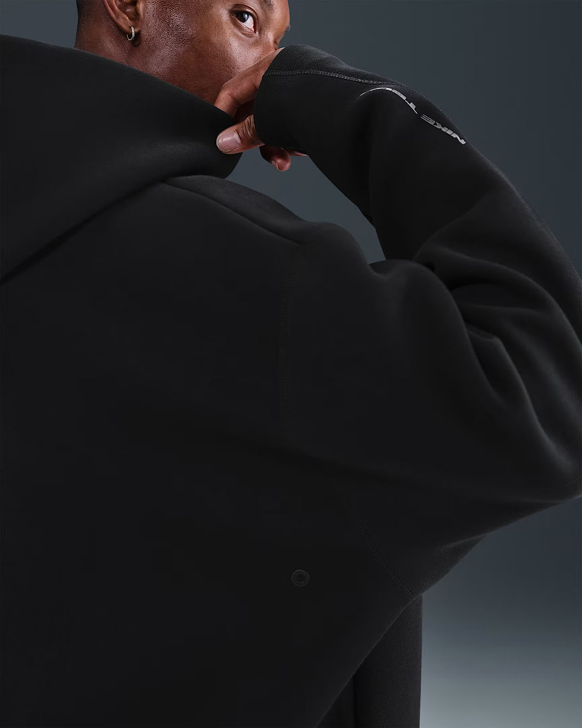 Nike-Tech-Fleece-Mens-Oversized-Hoodie-Black-2