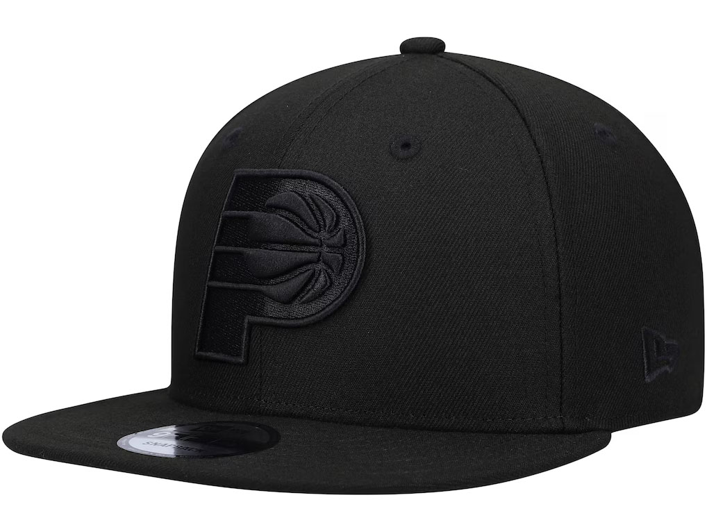Air Jordan 4 Black Cat 2025 New Era Indiana Pacers Black Snapback Hat