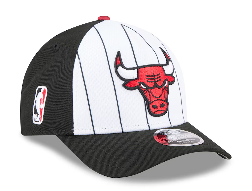 Chicago Bulls New Era 2025 NBA Tip Off M Crown A Frame 9FORTY Adjustable Hat White Black Red 1