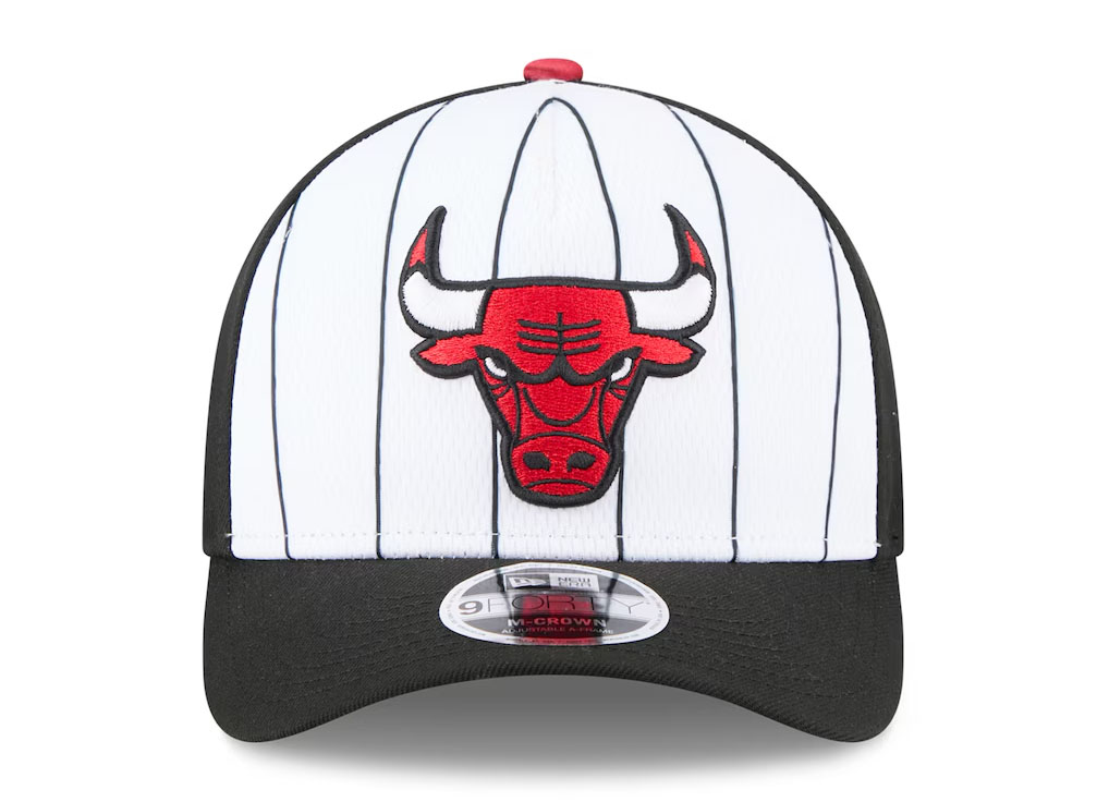Chicago Bulls New Era 2025 NBA Tip Off M Crown A Frame 9FORTY Adjustable Hat White Black Red 3
