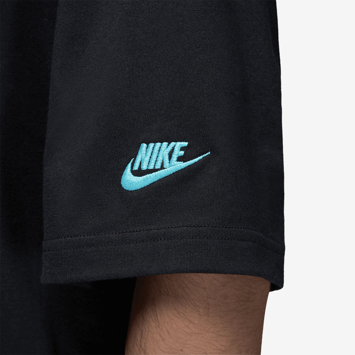 Jordan Brooklyn Air Oversized T Shirt Black Gamma Blue 3