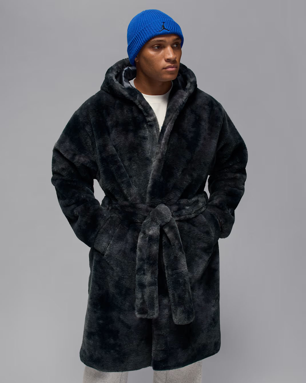 Jordan Brooklyn Mens Faux Fur Robe Thunder Grey 1