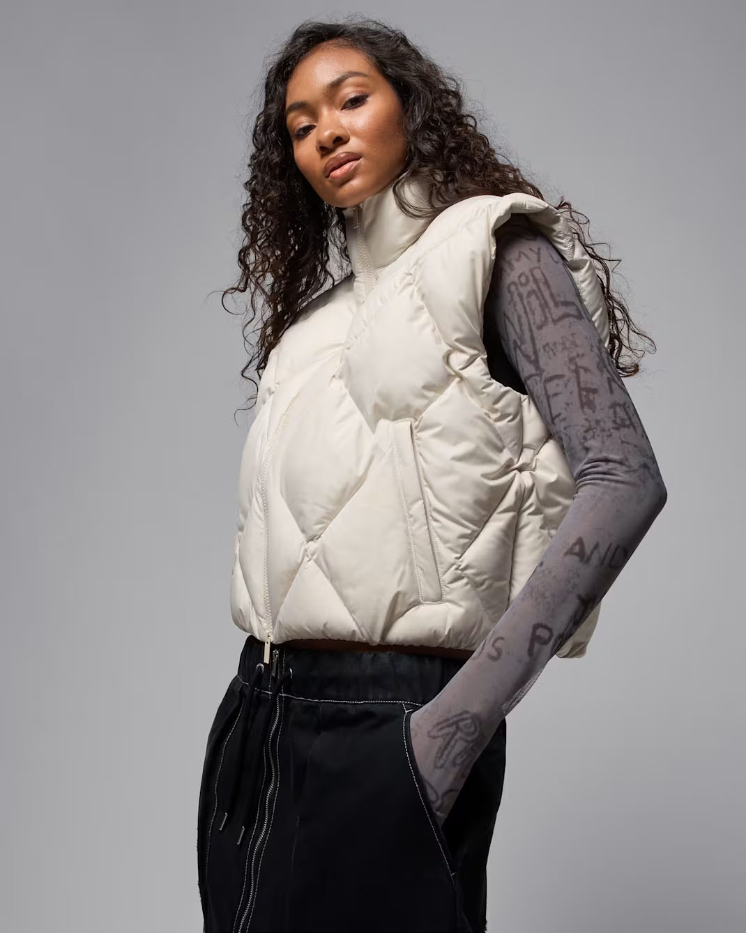 Jordan Brooklyn Womens Therma FIT Quilted Puffer Vest Light Orewood Brown