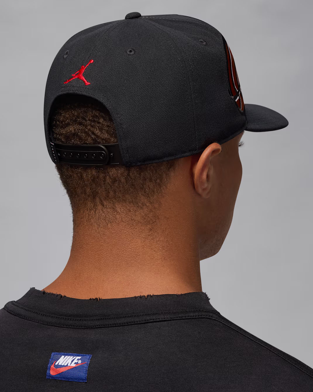 Jordan Pro Snapback Hat Black White Taxi Red 4