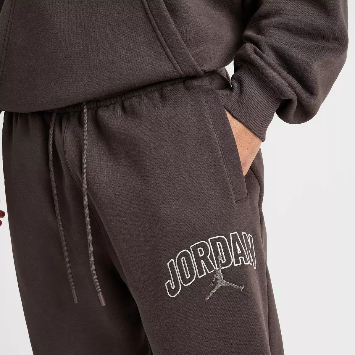 Jordan Brooklyn Fleece Mens Oversized Pants Baroque Brown 2