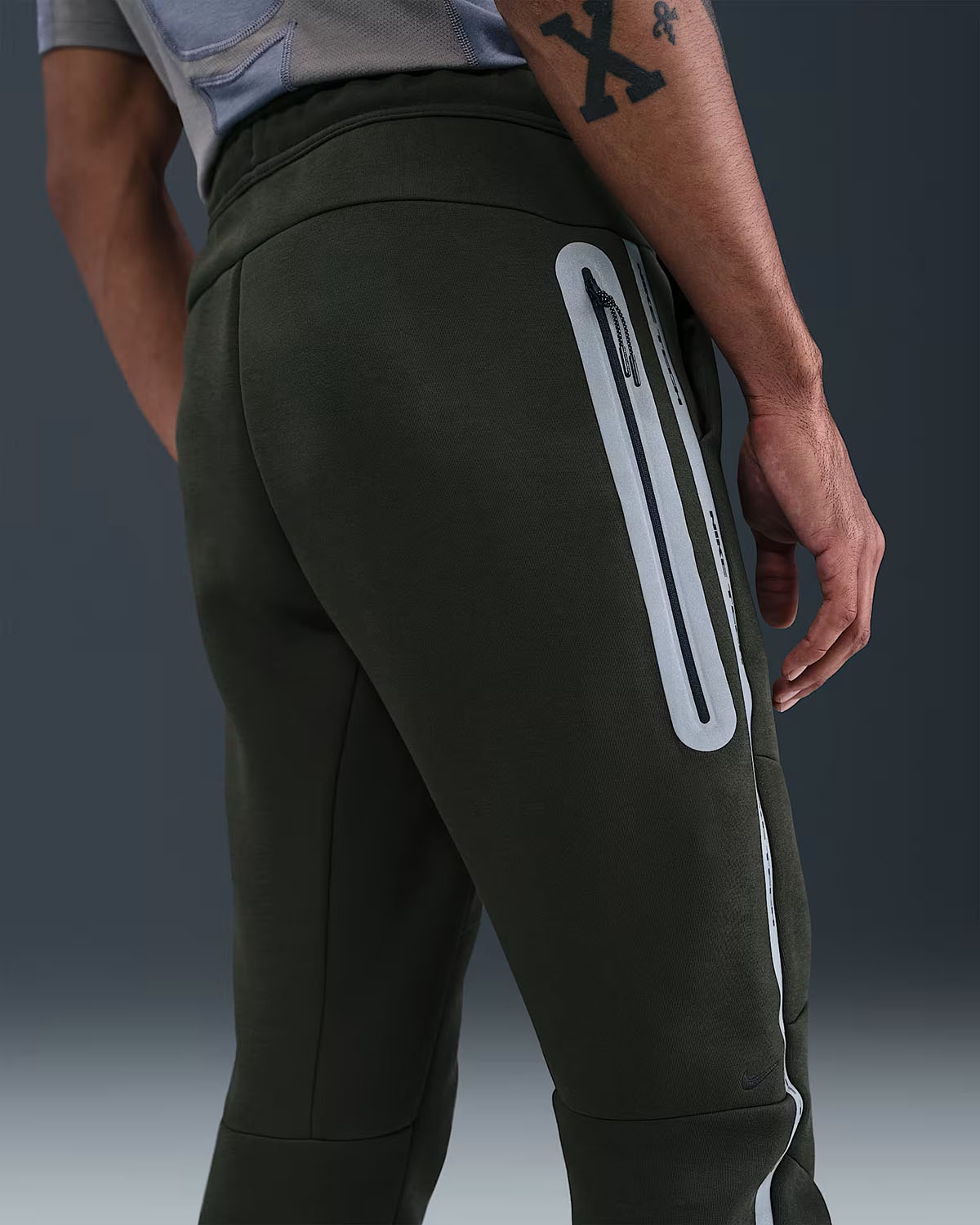 Nike Tech Fleece Mens Reflective Jogger Pants Sequoia Black 2
