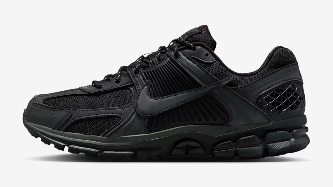 Nike Zoom Vomero 5 Reflective Black Mens Shoes IM6597-001
