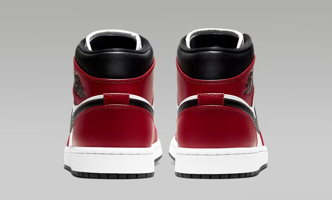 Air Jordan 1 Mid Chicago Black Toe 2026 Mens Shoes 5