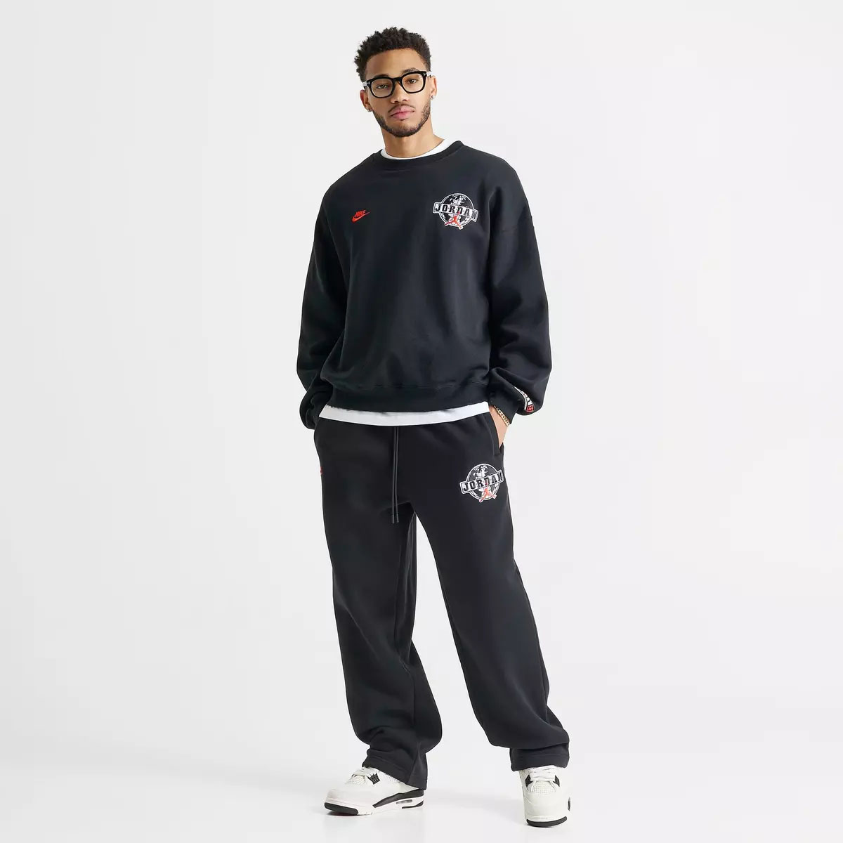 Air Jordan 4 Flight Club Mens Brooklyn Sweatshirt Pants Outfit