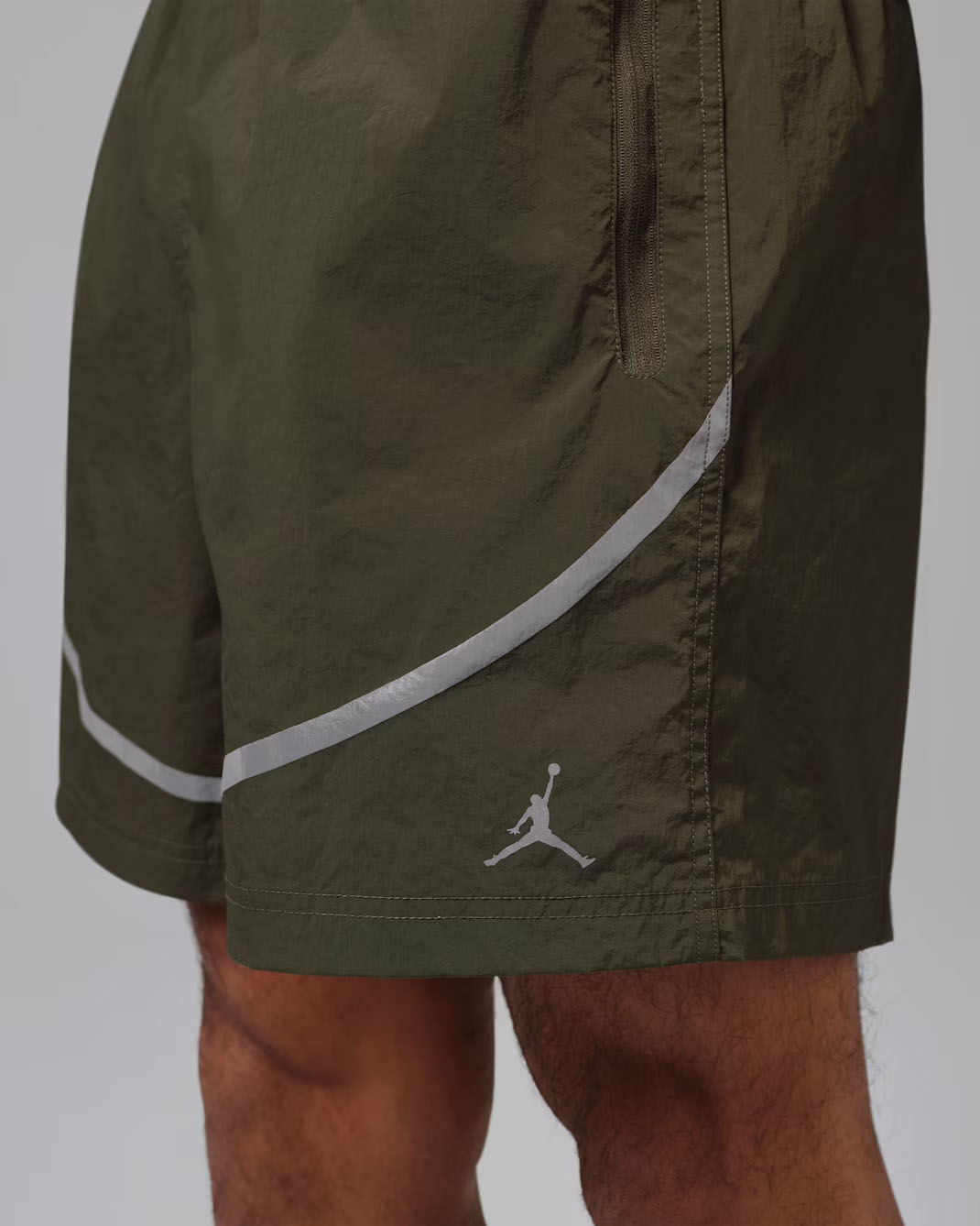 Jordan-Brooklyn-Mens-Hike-Mike-Shorts-Cargo-Khaki-3