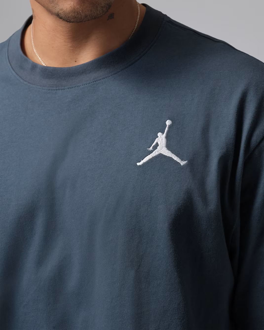Jordan Mens Embroidered Jumpman T Shirt Squadron Blue White 2