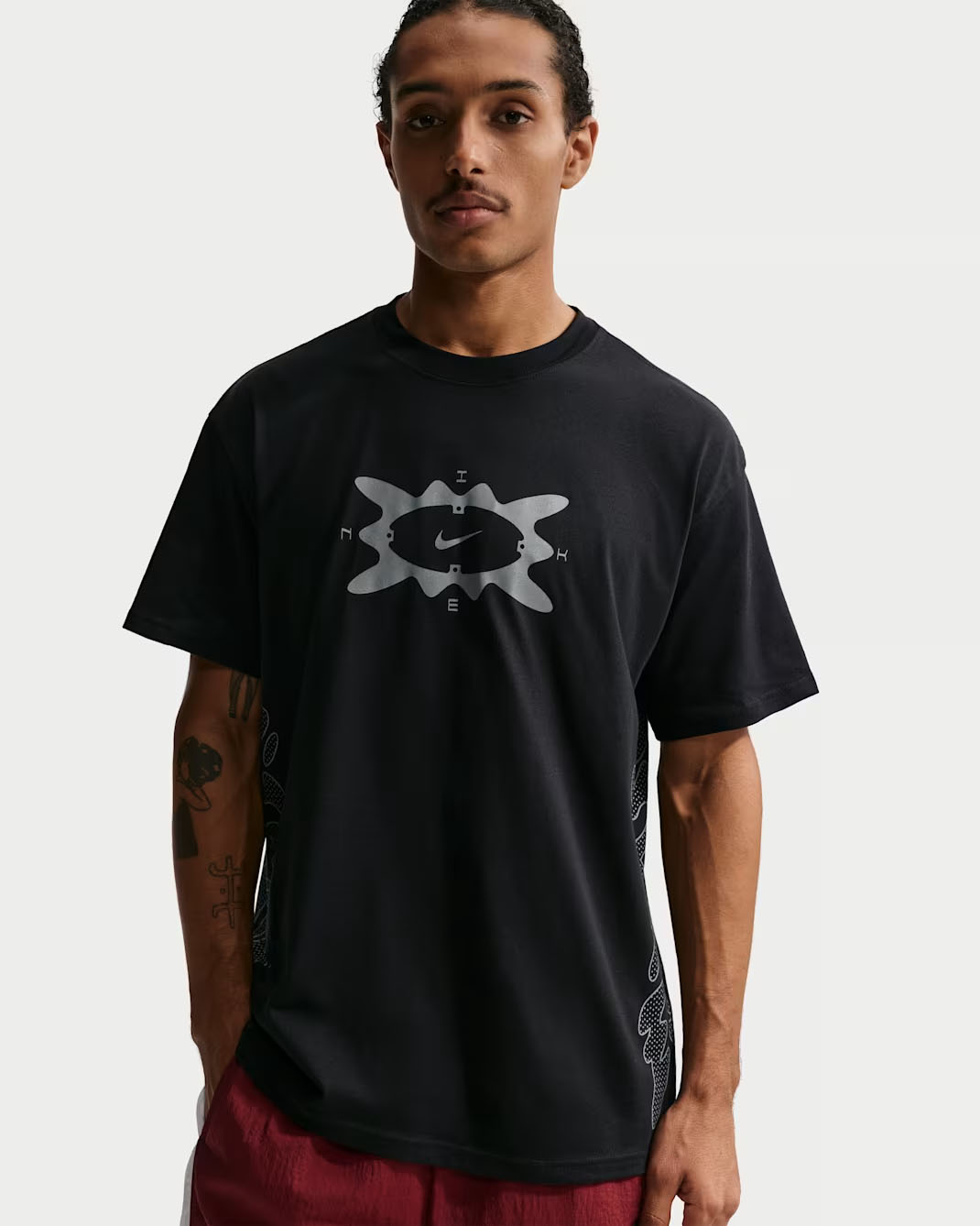 Nike Sportswear Mens T Shirt Black Reflect Silver 1