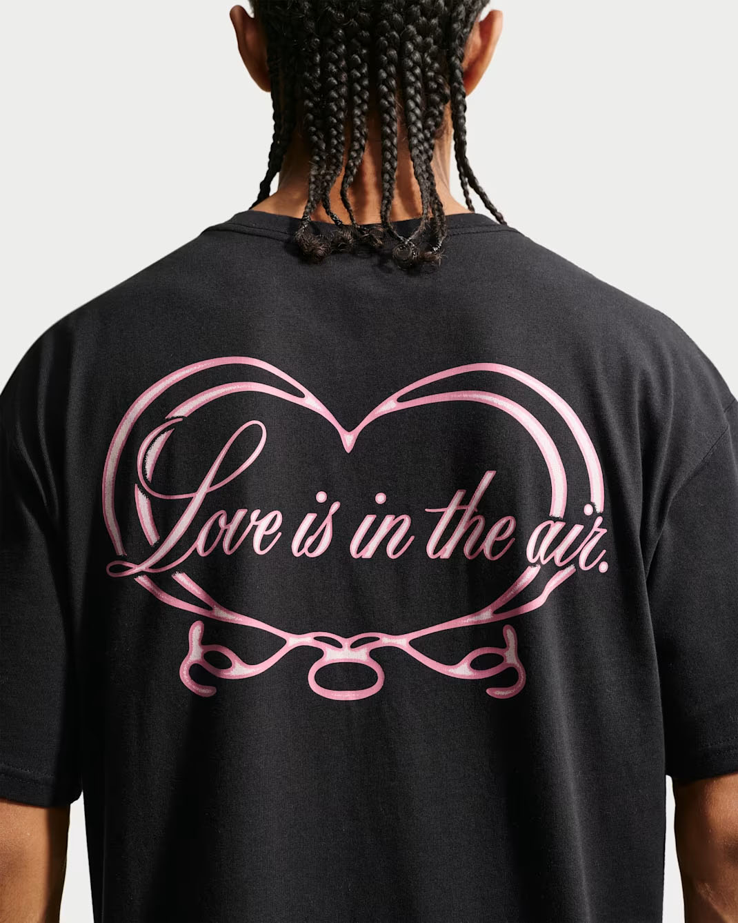 Nike Sportswear Valentines Day Love is in the Air Mens T Shirt Black Pink 2
