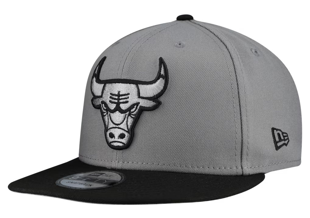 Chicago Bulls New Era Core Logo Storm Gray Two-Tone 9FIFTY Snapback Hat 1