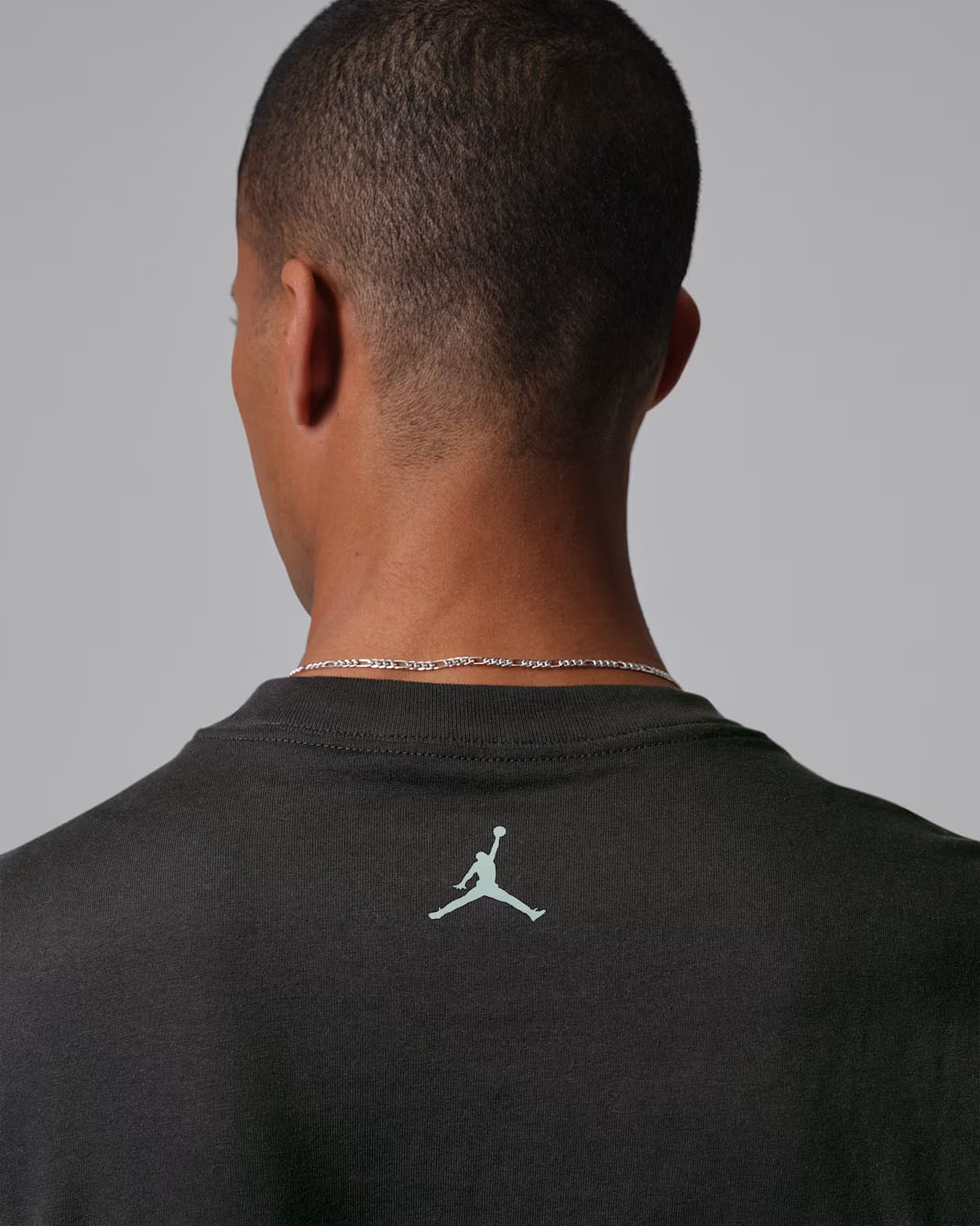 Jordan Mens Wolf Graphic T Shirt 4