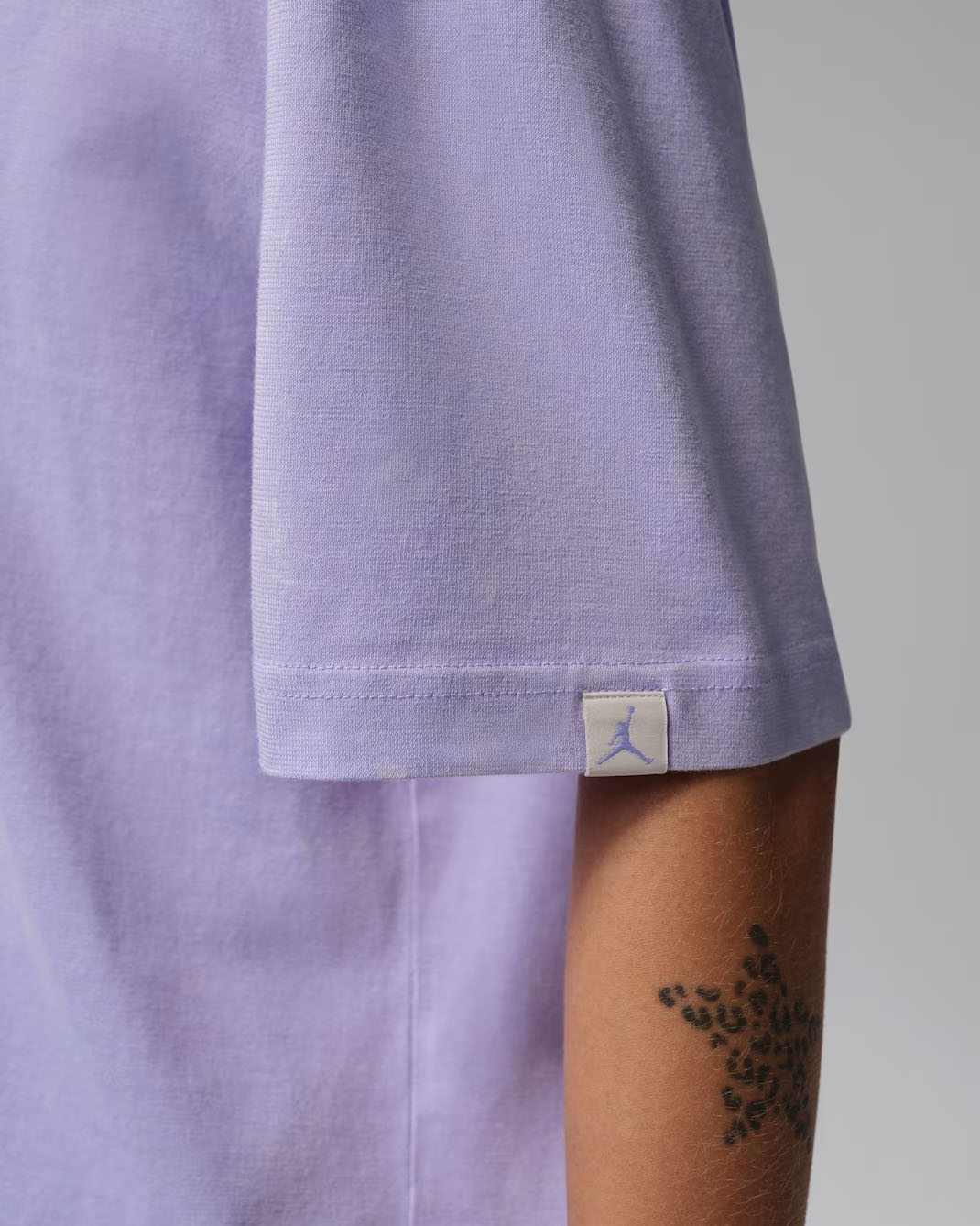 Jordan Women's Oversized Graphic Tee Hydrangeas 3
