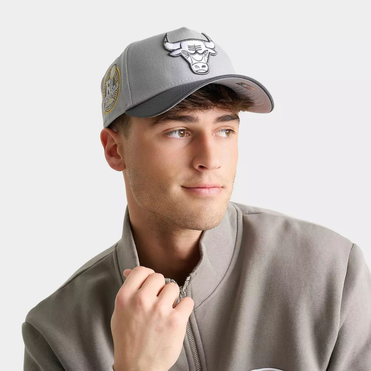 Ne Era Chicago Bulls 9FORTY A Frame Snapback Hat Wolf Grey 1