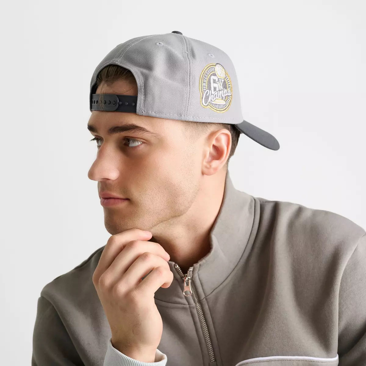 Ne Era Chicago Bulls 9FORTY A Frame Snapback Hat Wolf Grey 2