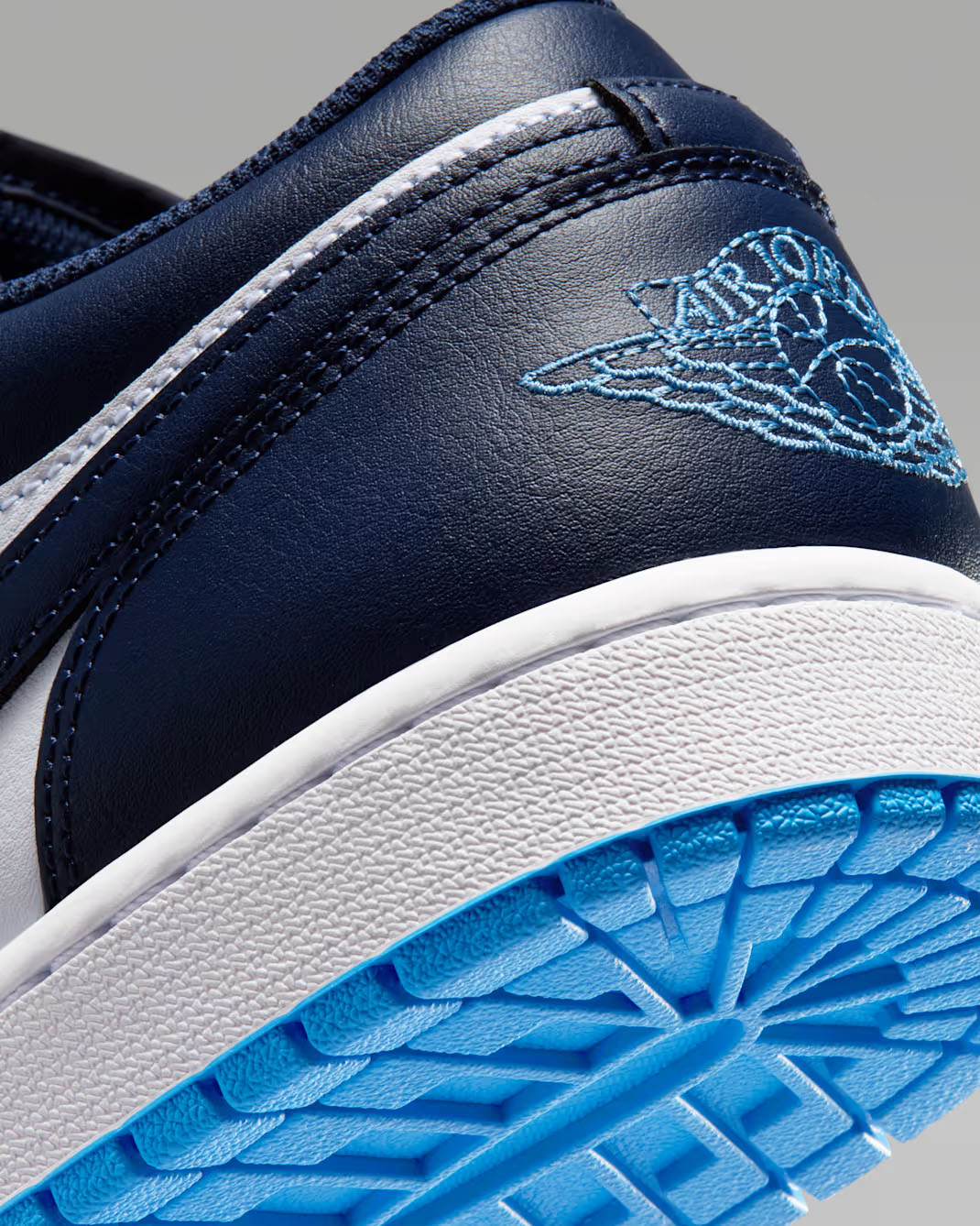 Air Jordan 1 Low Midnight Navy White University Blue Mens Sneakers 8