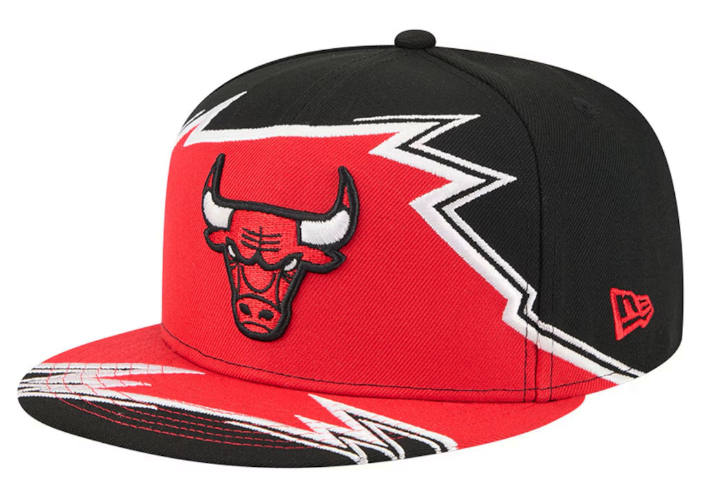 Chicago Bulls New Era Break 59FIFTY Fitted Hat Black Red 1