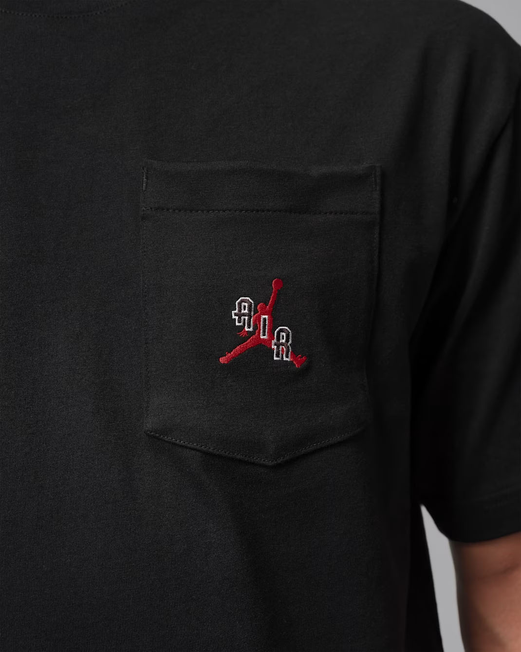 Jordan-Air-Mens-Pocket-T-Shirt-Black-Gym-Red-2