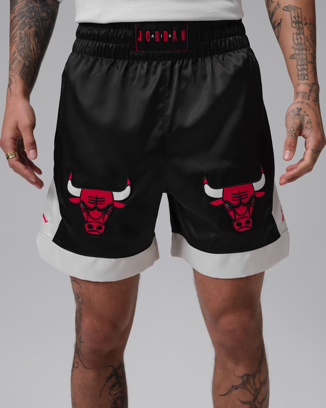 Jordan-Flight-Chicago-Bulls-Mens-Muay-Thai-Shorts-2