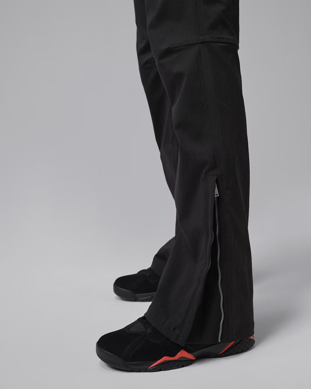 Jordan-Flight-Essentials-Mens-Pants-Black-Sail-4