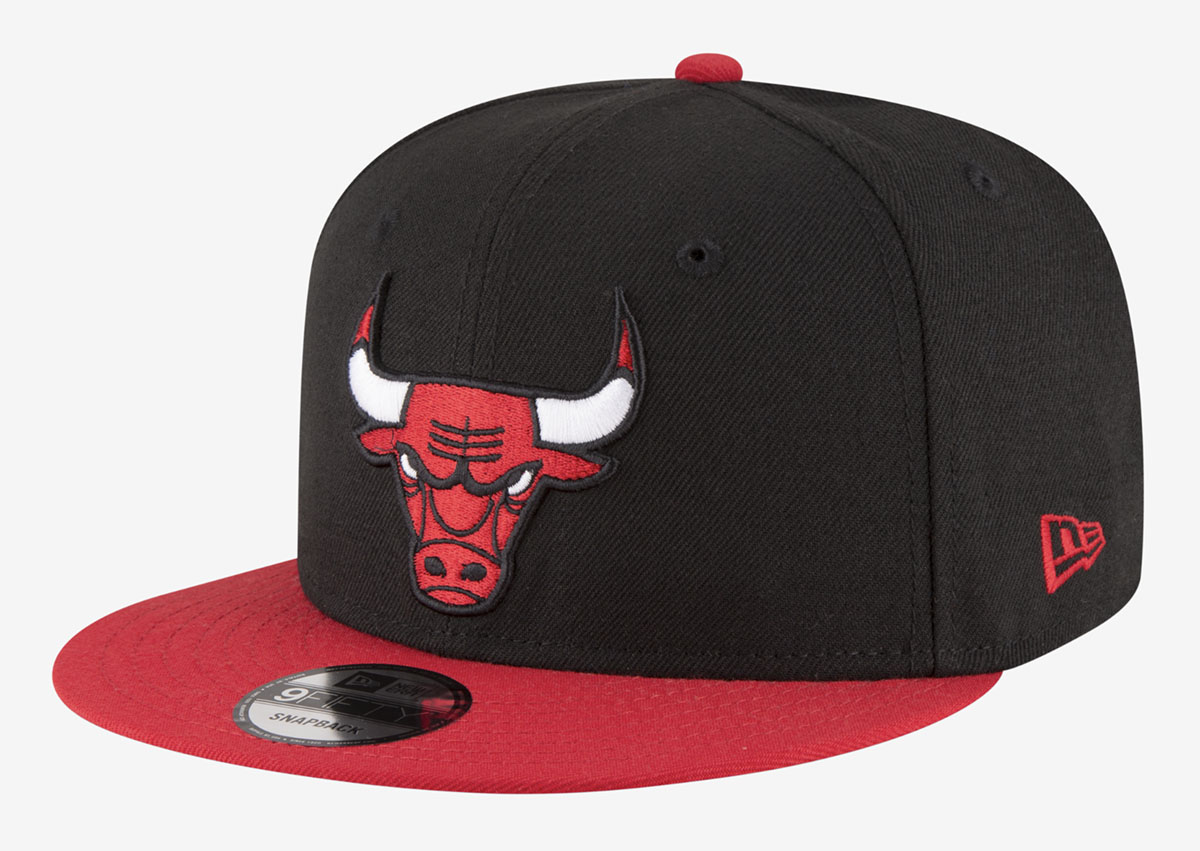 New-Era-Chicago-Bulls-2-Tone-Snapback-Hat-Black-Red-White