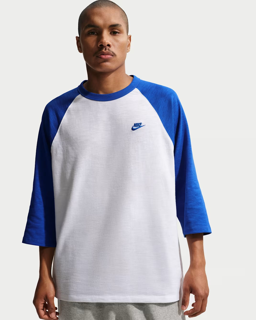 Nike Sportswear Club Men's 3:4-Sleeve Raglan Top Game Royal White