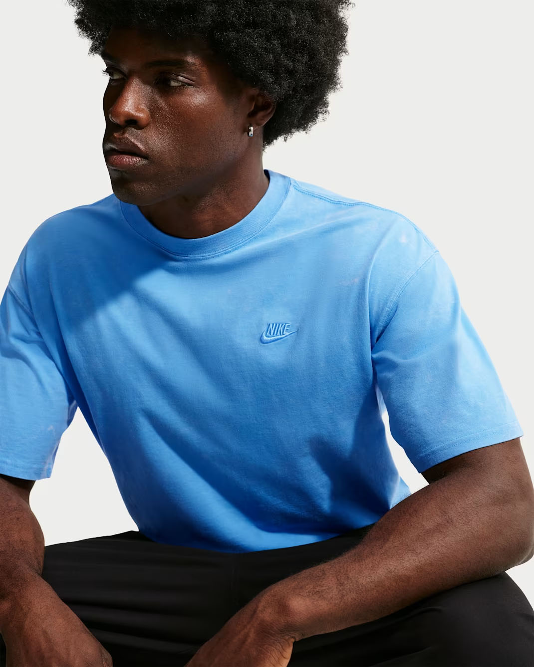 Nike Sportswear Men's Short-Sleeve T-Shirt University Blue