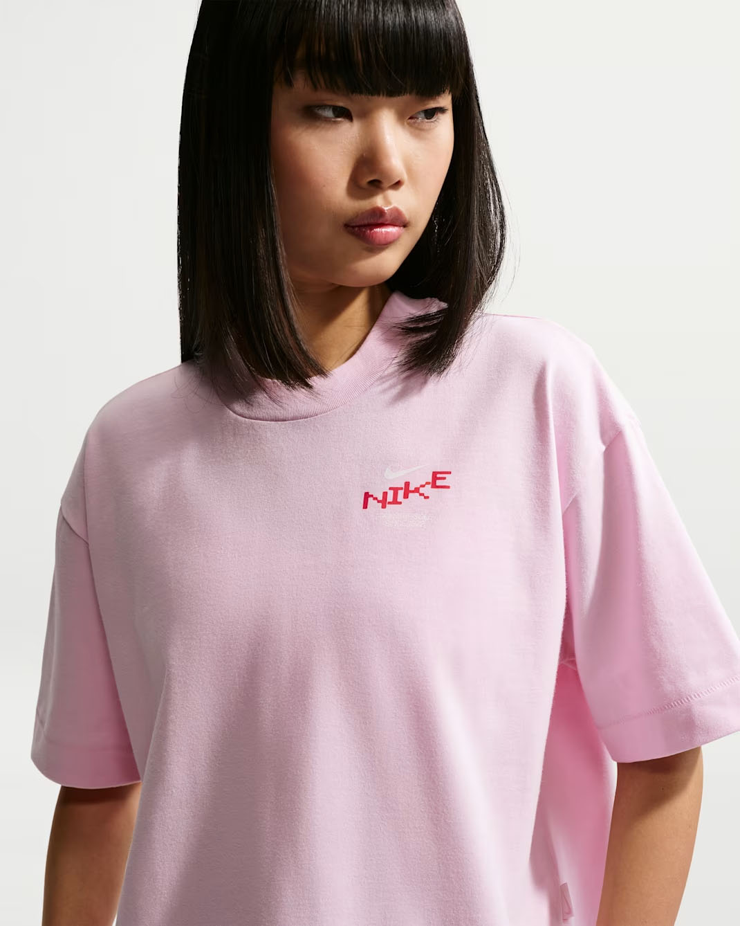 Nike Sportswear Women's Oversized Mid-Cropped T-Shirt Pink Foam 1