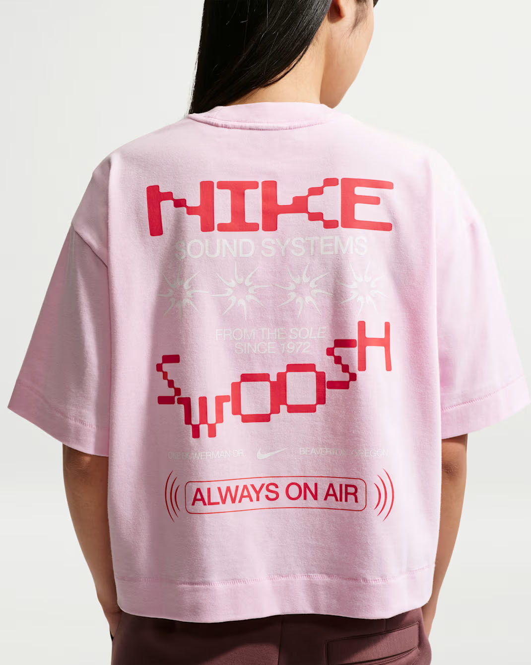 Nike Sportswear Women's Oversized Mid-Cropped T-Shirt Pink Foam 2