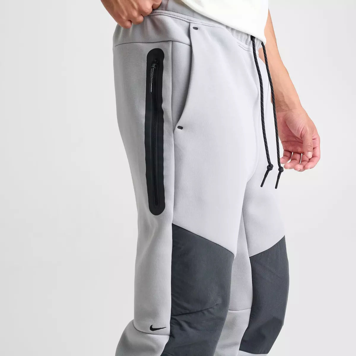 Nike Tech Fleece Men's Jogger Pants Smoke Grey Pink Foam 3