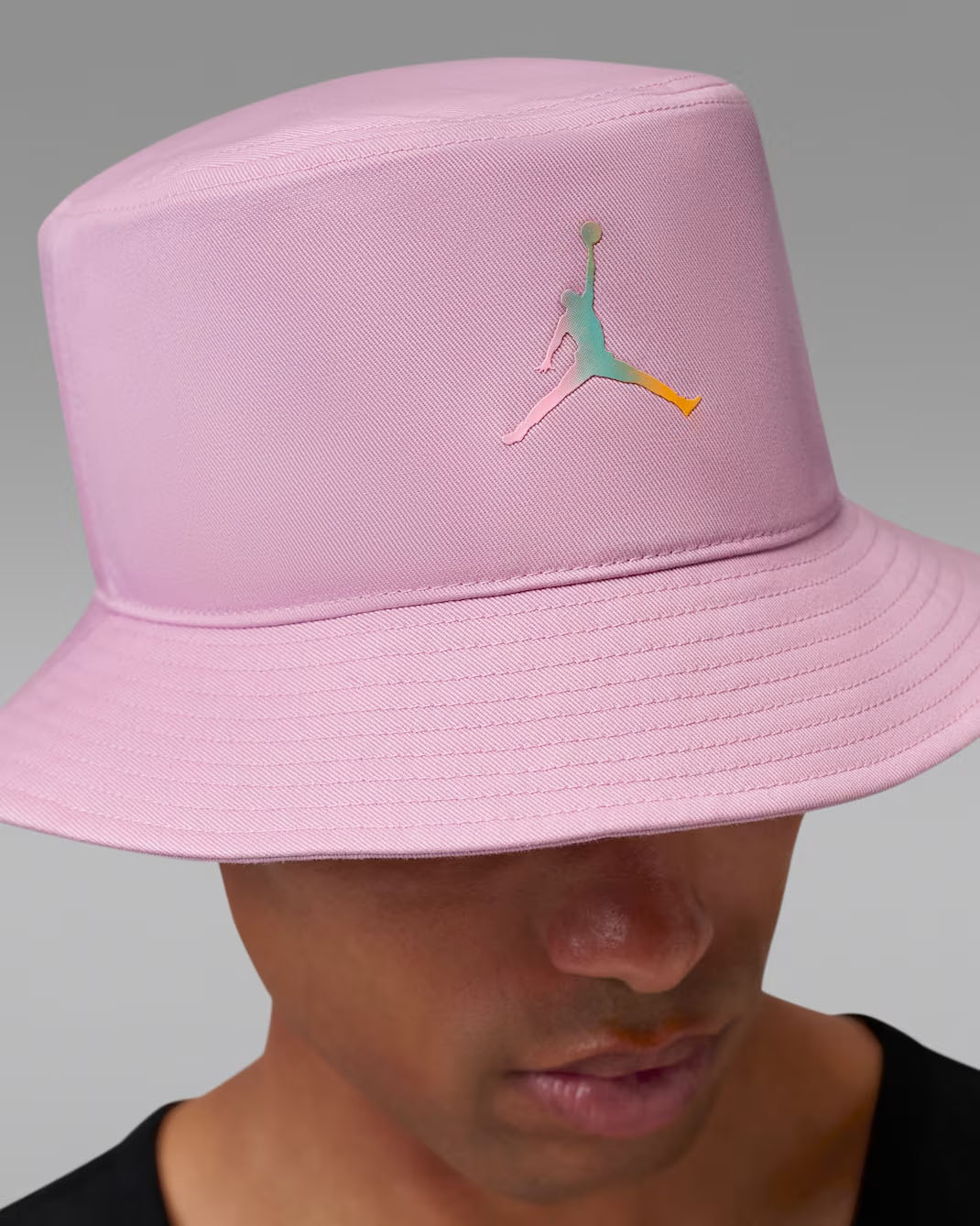 Jordan Apex Festival Bucket Hat Iced Carmine 2