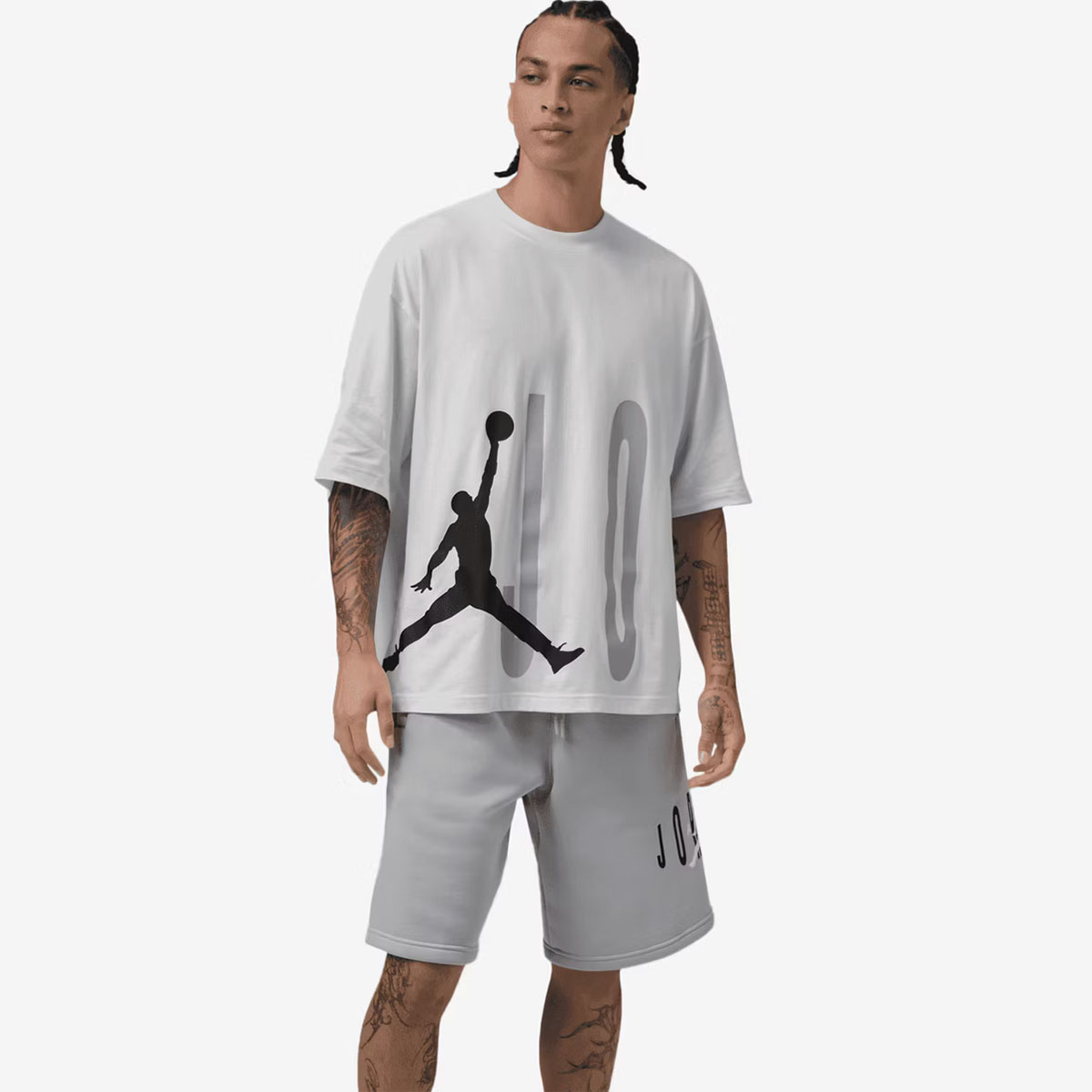 Jordan Brooklyn Stretch T Shirt and Shorts Outfit