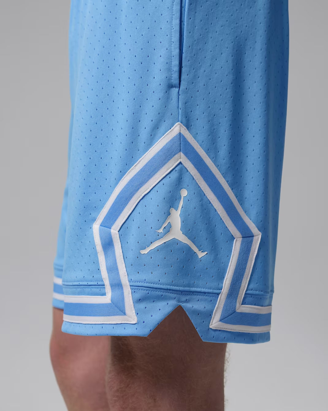 Jordan Sport Men's Dri-FIT Mesh Diamond Shorts 2