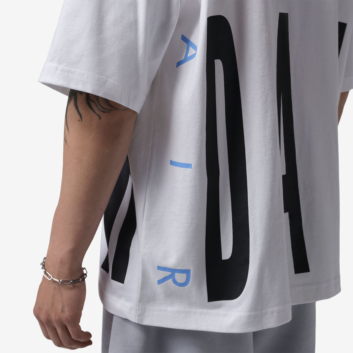 Jordan Torso Stretch Oversized Mens T Shirt White University Blue Black 3