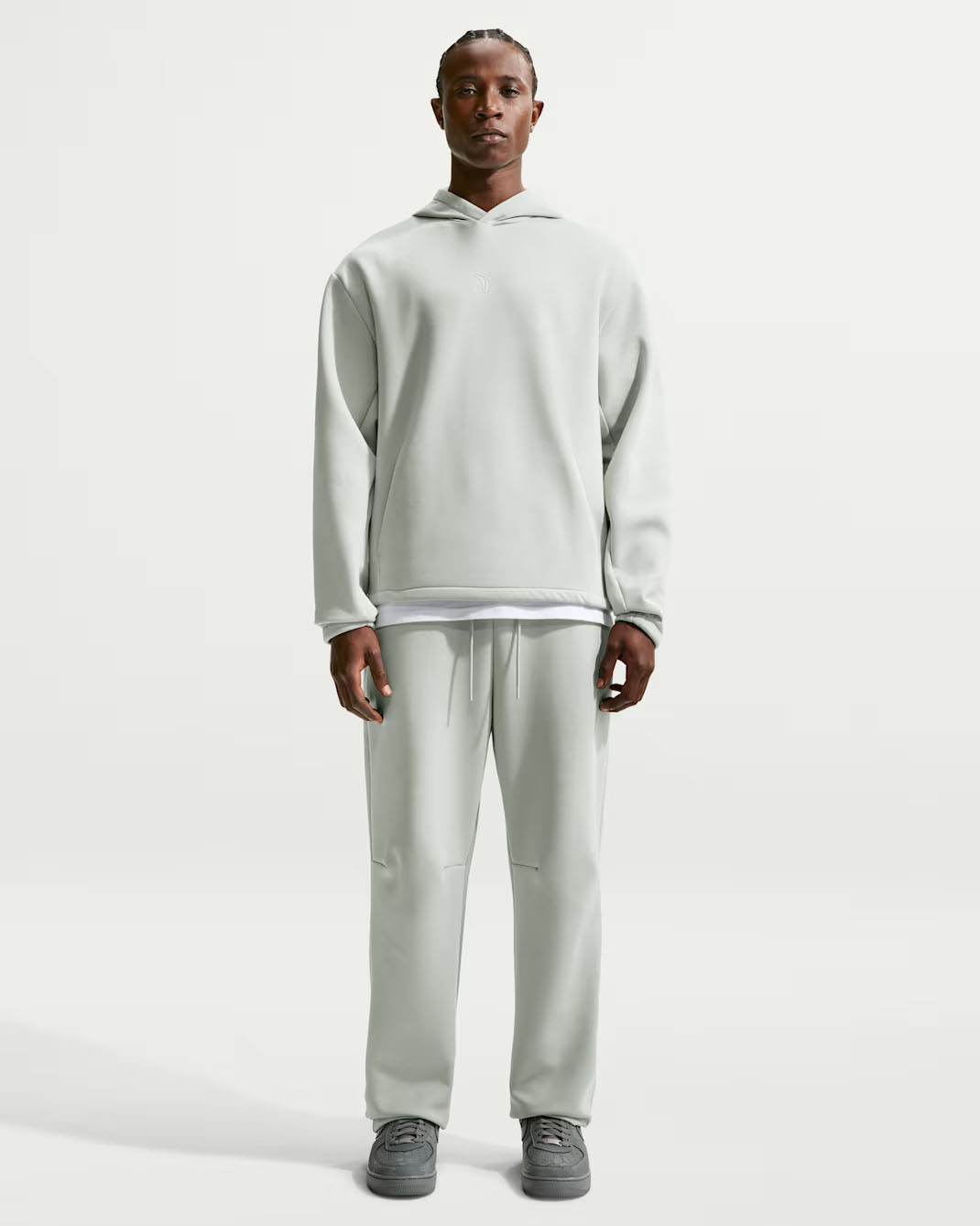 Kobe Men's Dri-FIT Fleece Basketball Hoodie and Pants Light Silver